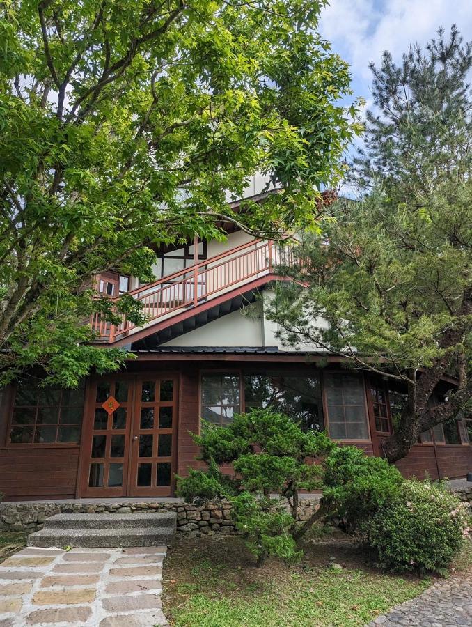 Flying Villa Nantou Ngoại thất bức ảnh