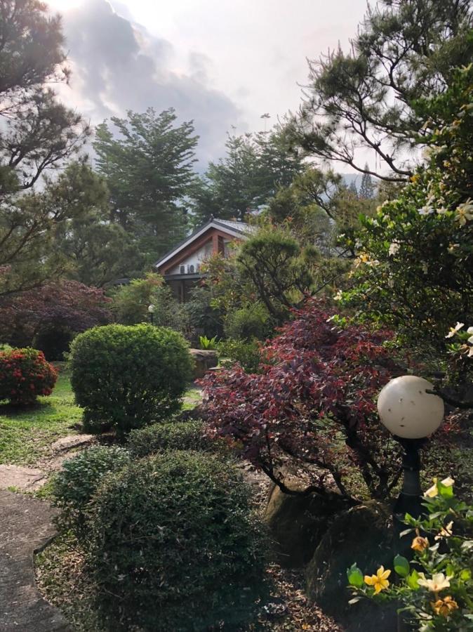 Flying Villa Nantou Ngoại thất bức ảnh