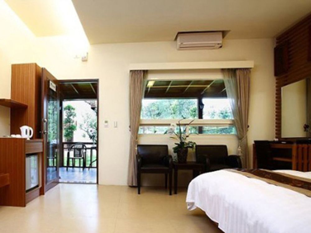Flying Villa Nantou Ngoại thất bức ảnh